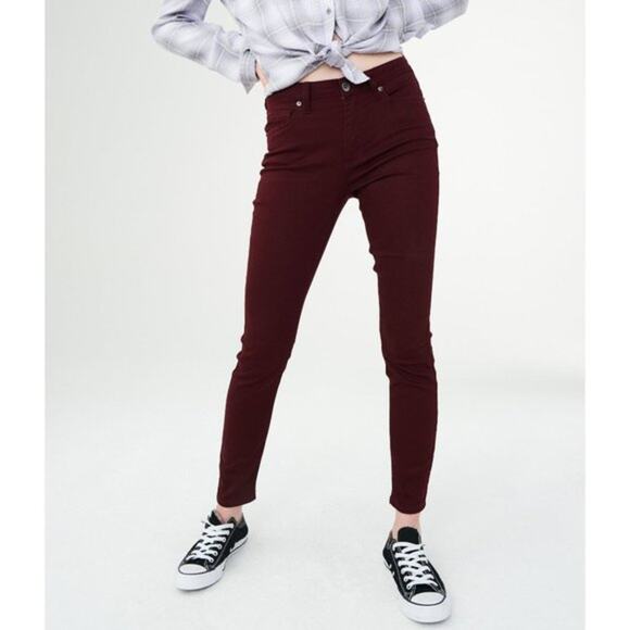 Aeropostale Burgundy Wine Stretch Denim Skinny Jegging Jeans Women's Size 6 - Picture 1 of 8
